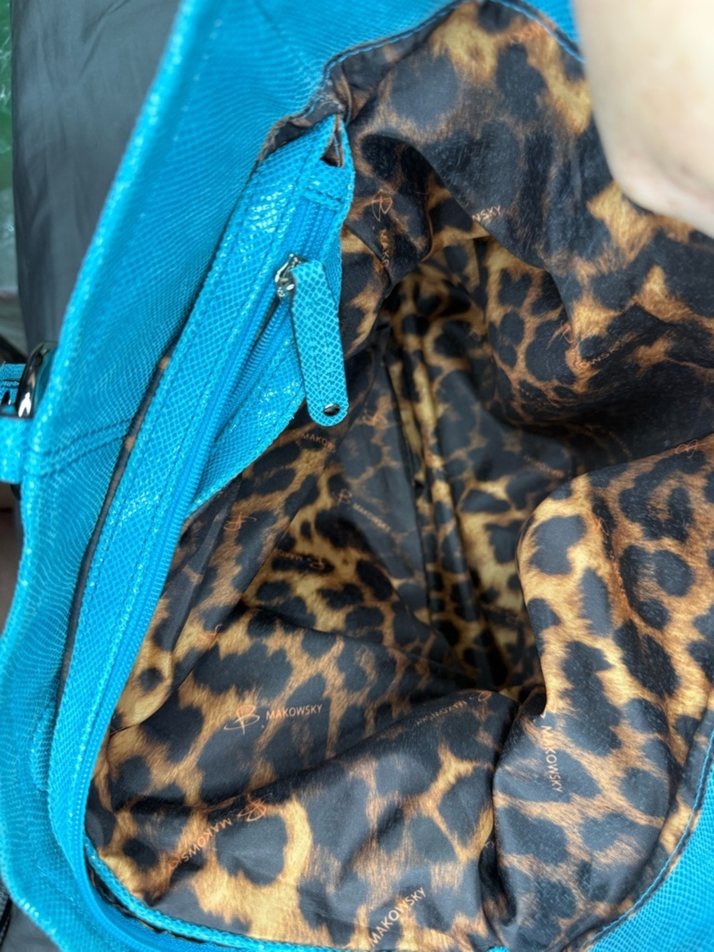 B Makowsky Blue Turquoise Silver Snake Embossed Soft Leather Large Handbag - Picture 9 of 15